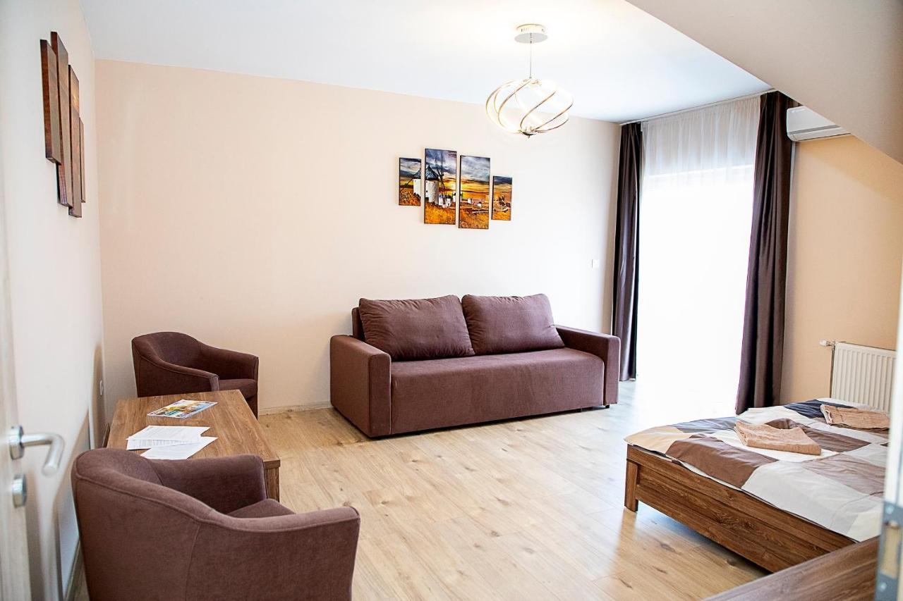 Lux Apartman Buek Exteriér fotografie
